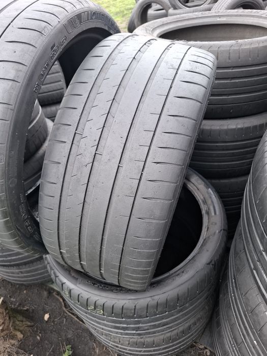 Vand 2 anvelope 255 35 20 michelin bune de vara dot 2021
