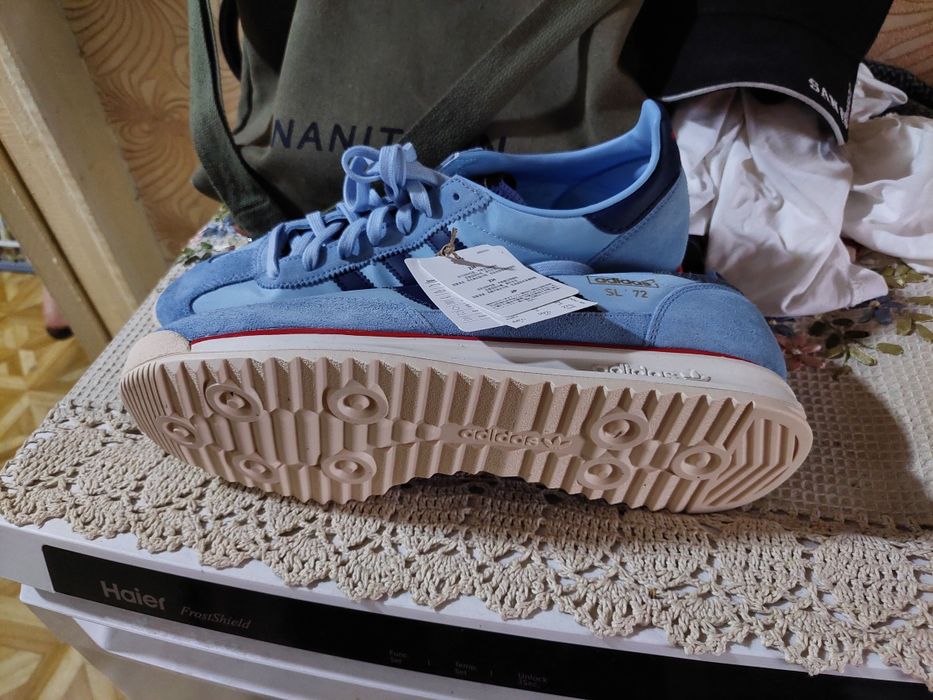 Кроссовки adidas