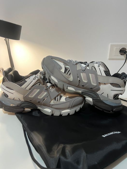 Balenciaga Track
