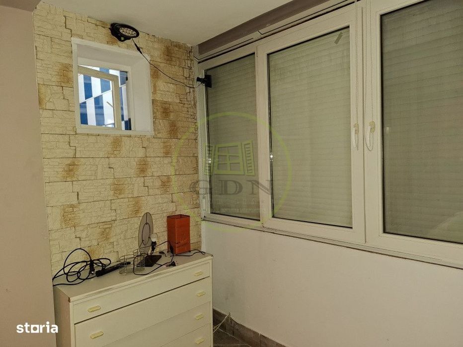 Apartament 2 camere, semi-decomandat, suprafata utila 50 mp, Rogerius