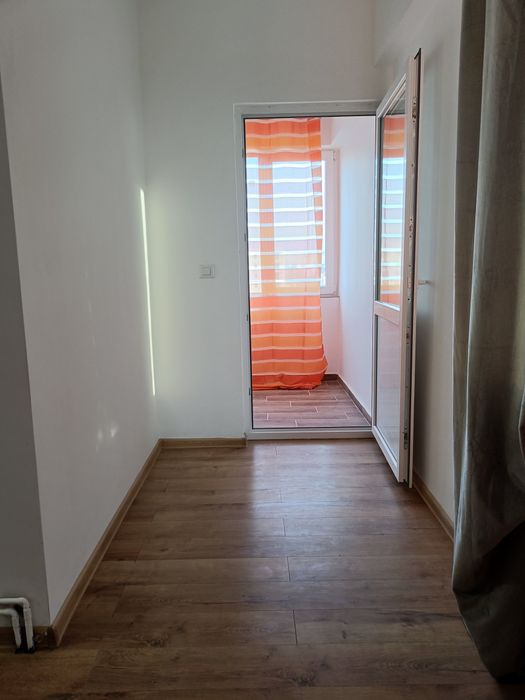 Inchiriez Apartament 2 camere