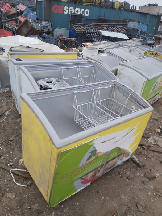 Продается  морозилник