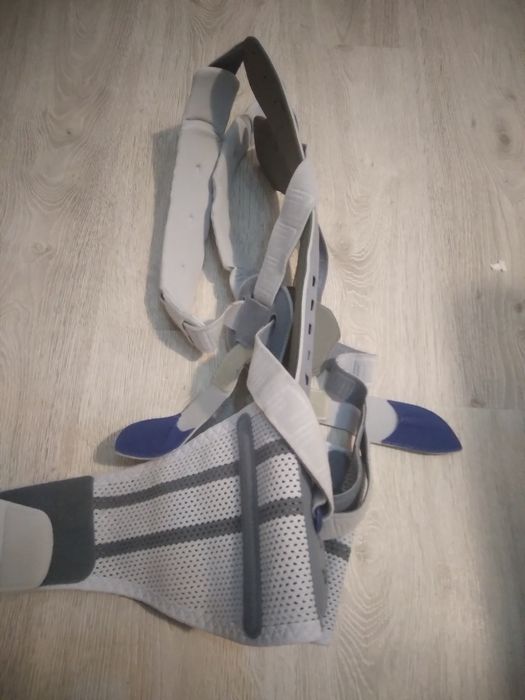 Orteza  coloana spinova