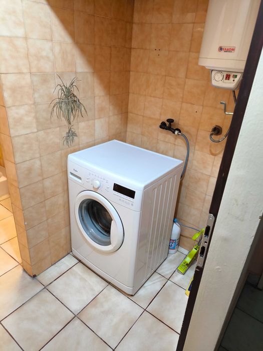 Дава се под наем Тристаен апартамент в Пловдив, Каменица 1 - 100 кв.м за 484.5 € - Снимка #8