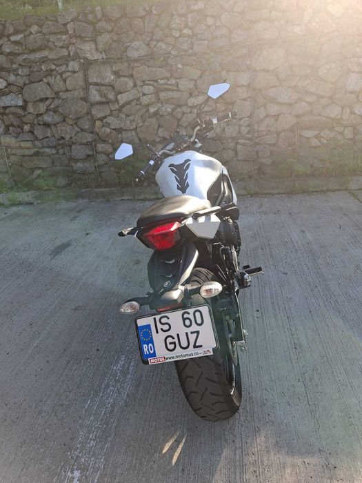 Vand YAMAHA XJ6n 2014
