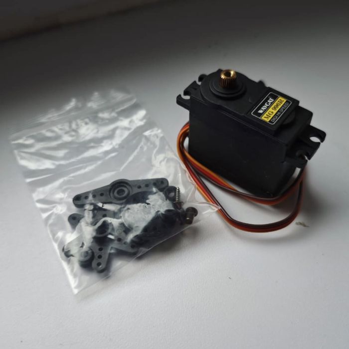 Сервопривод MG996R