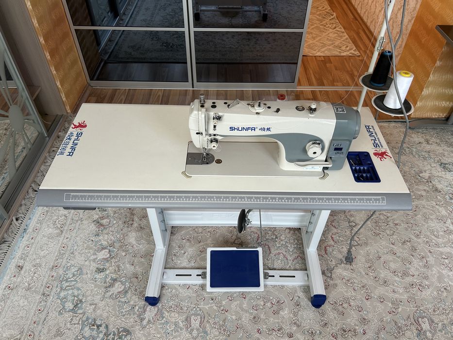 Продам швейную машину Shunfa S1