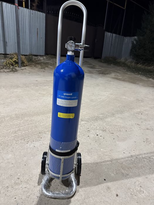 Продам кислородный баллон 10л