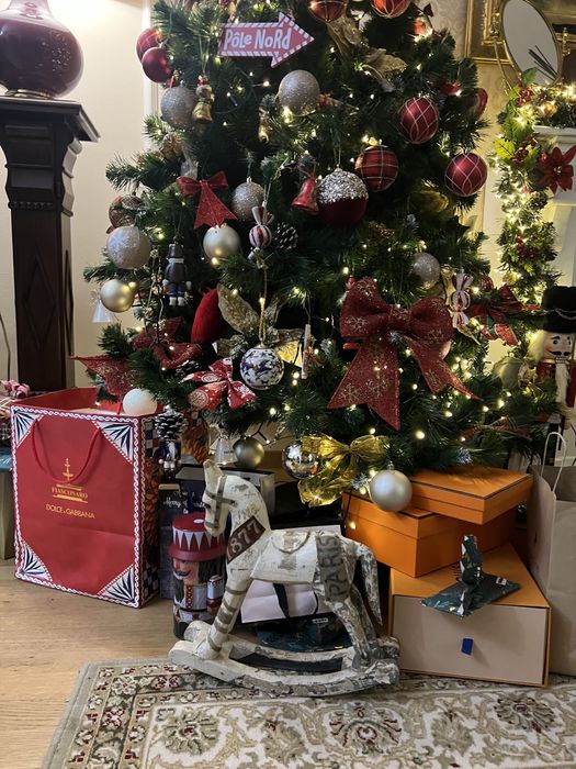 Calut lemn sculptat decorativ