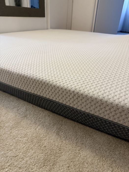 Saltea de spuma cu memorie