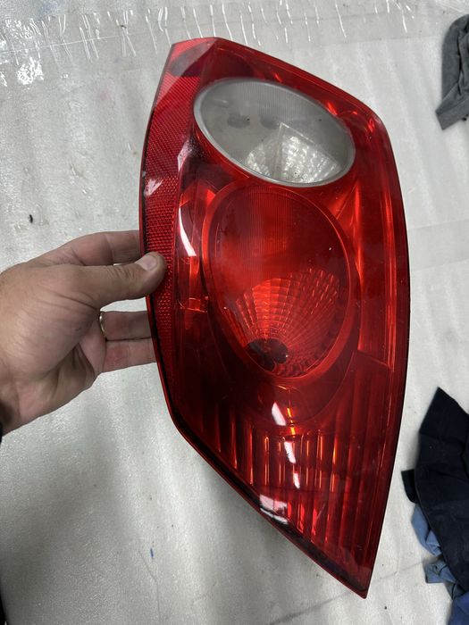 Stop dreapta renault megane 2.cod:8200142687.