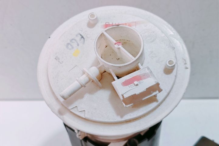 Pompa / Sonda Combustibil Rezervor 51709816 BMW Seria 5 E60/E61