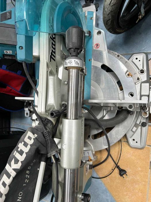 Строительный инструмент  Makita (Актау 8-18 ) лот 895059