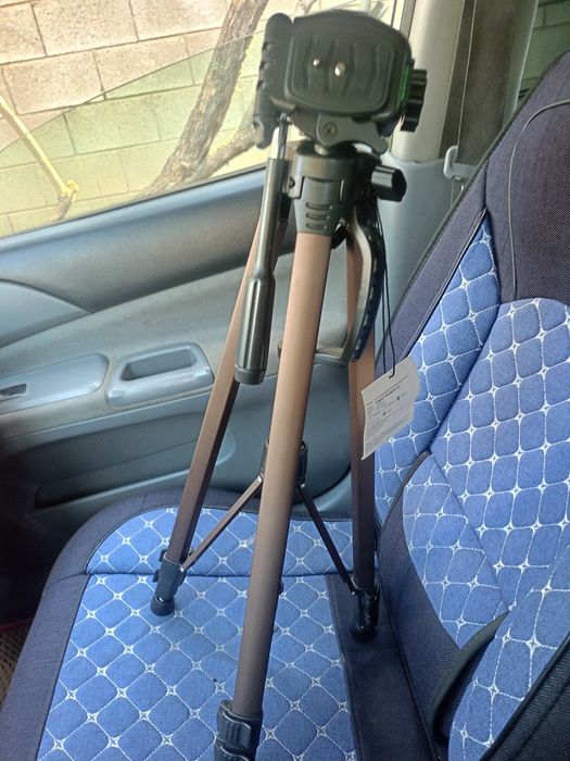 Штатив для камеры