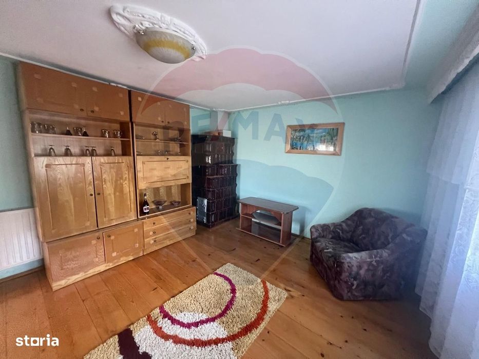 Casă 5 camere Iresti