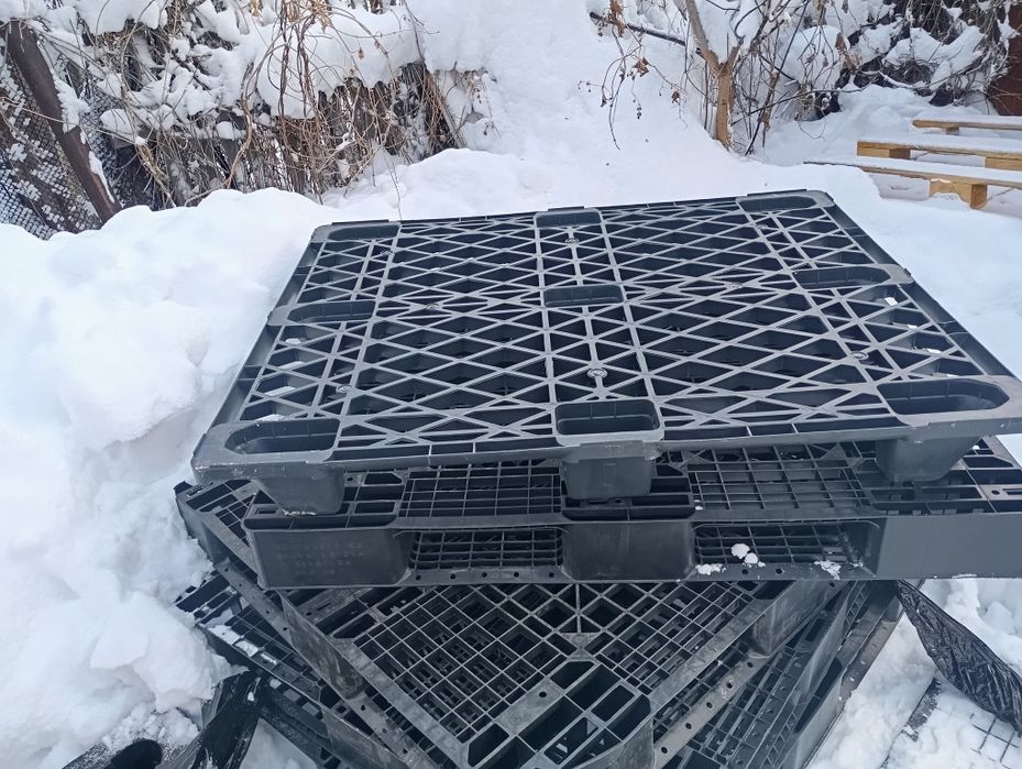 Поддоны пластиковые