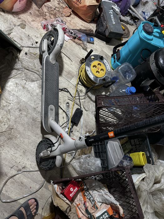Срочно Срочно Xiaomi Electric Scooter 3