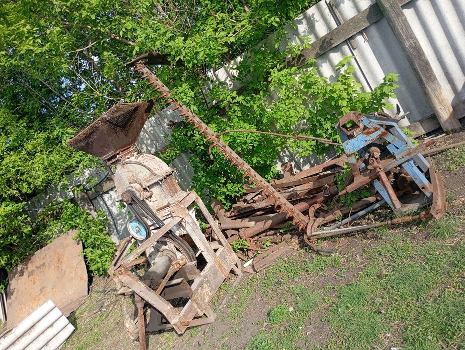 Продам  трактор МТЗ 80 и агрегаты
