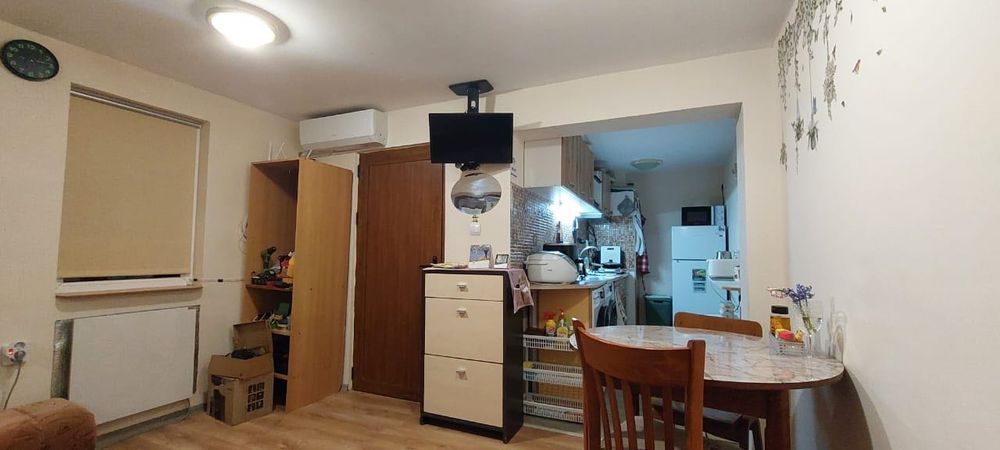 Ще отдам апартамент под наем Колхозен Пазар