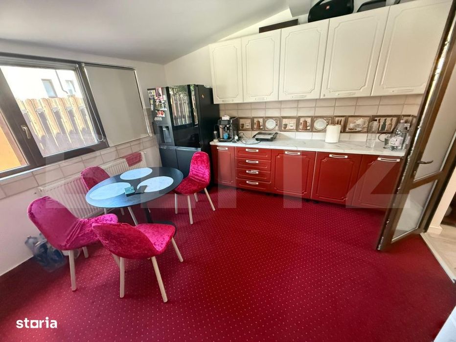 Apartament 3 camere, parter, 79 mp, loc de parcare - gradina, zona Val