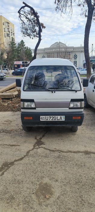 Дамас корея 2001 йил      1 кол хайдаган.    3000$