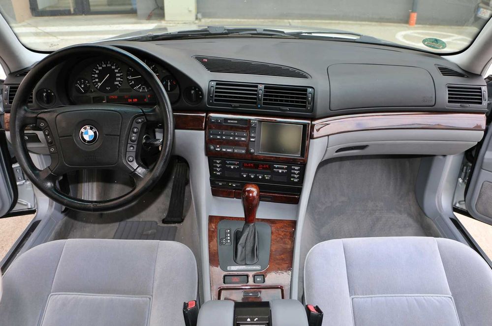 BMW Seria 7 / E38 / Limousine 728i / 193CP / Stare originala- Germania