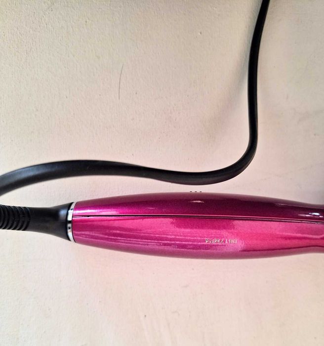 Babyliss електрическа четка за изправяне на коса