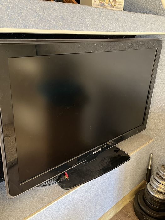 Телевизор большой