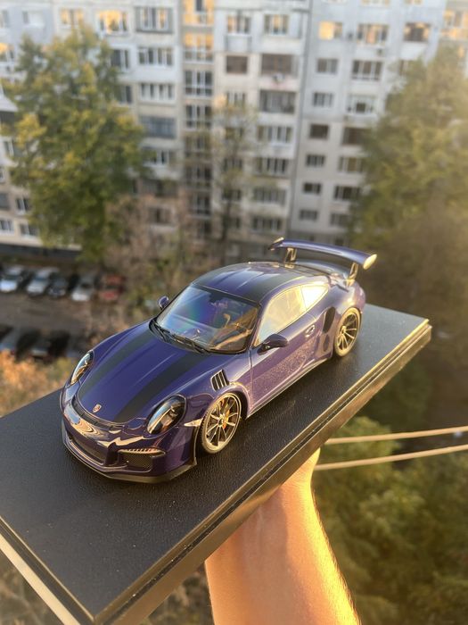 Колекционерски коли 1:18 на Миничампс/Minichamps