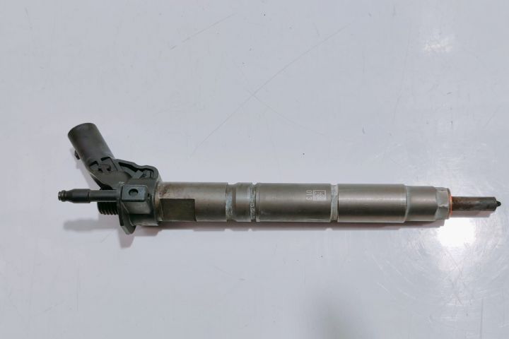 Injector  3.0 cdi A6420701387 / 0445115064 / 071026 / S6MUD33 Mercede