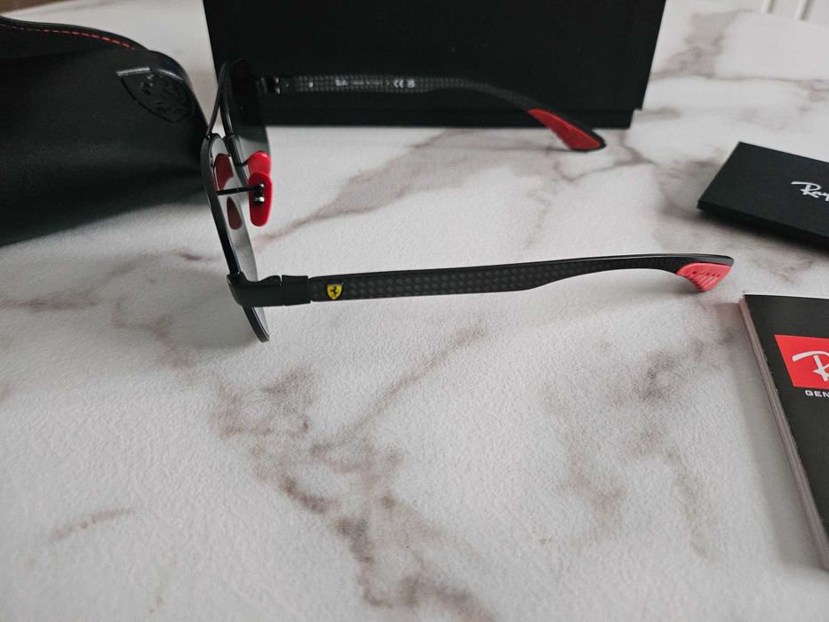 Oчила Ray Ban Ferrari