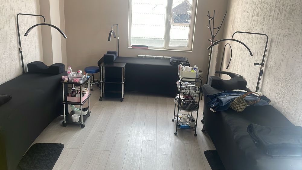 Аренда кушетки для мастеров