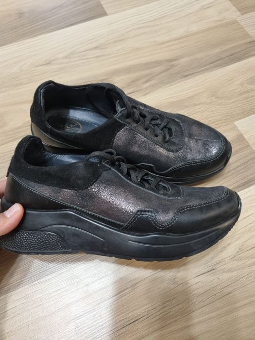 Естествена кожа обувки