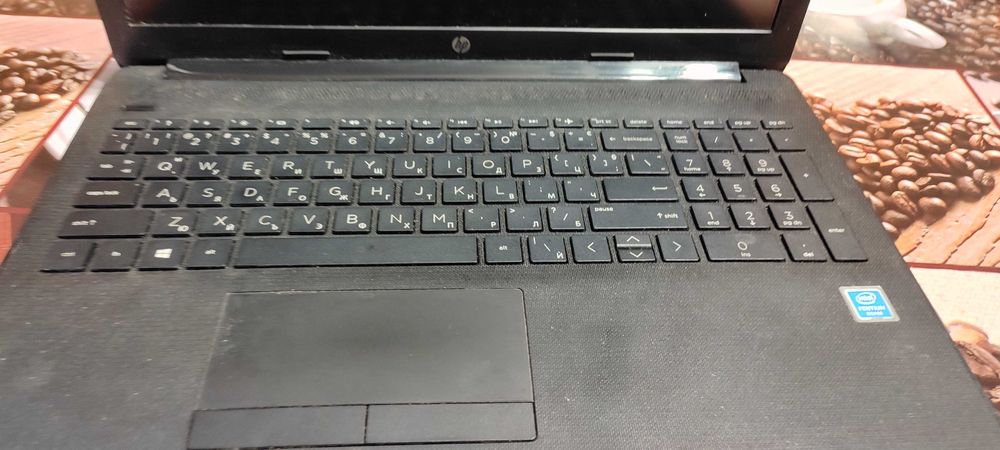 Три неработещи лаптопа за части