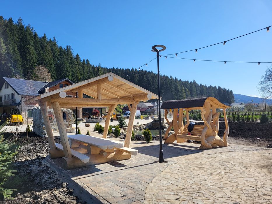 Mese rustice de grădină