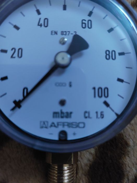 Vand Manometru Gaz 0 _ 100 Mbar Afriso