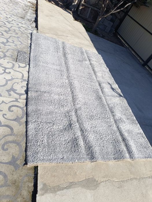 Продам пушистый ковер