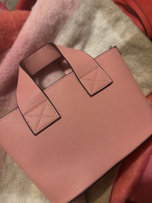 Дамски чанти 1 guess ,2 zara