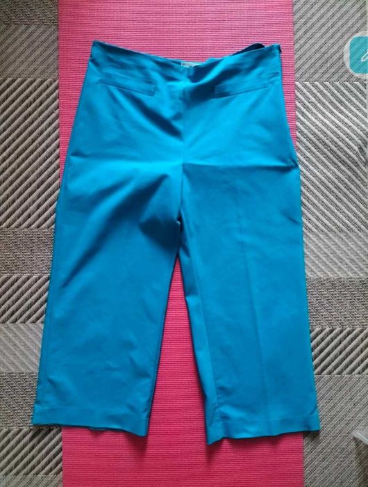 Pantaloni cropped albastru Mango 46
