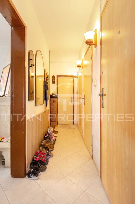 Продава се Тристаен апартамент в Пловдив, Каменица 1 - 76 кв.м за 1777 €/кв.м - Снимка #10