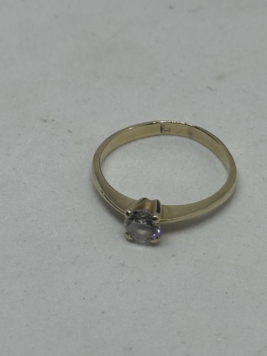 83е/грам златен дамски пръстен 1.62гр 14к 585