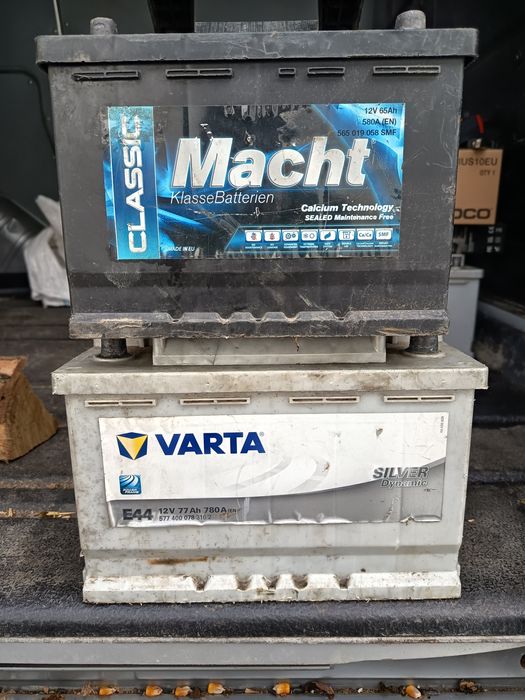 Baterii de  65. și  74 ah.