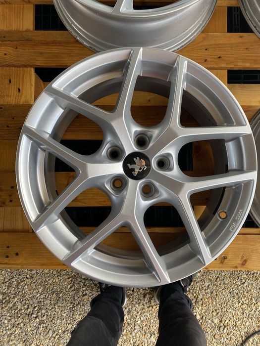 17 цола 5 х 108 мм Пежо  Peugeot 308 , 3008 , 4008 , Форд  Ситроен