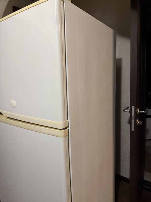 Холодильник Sharp