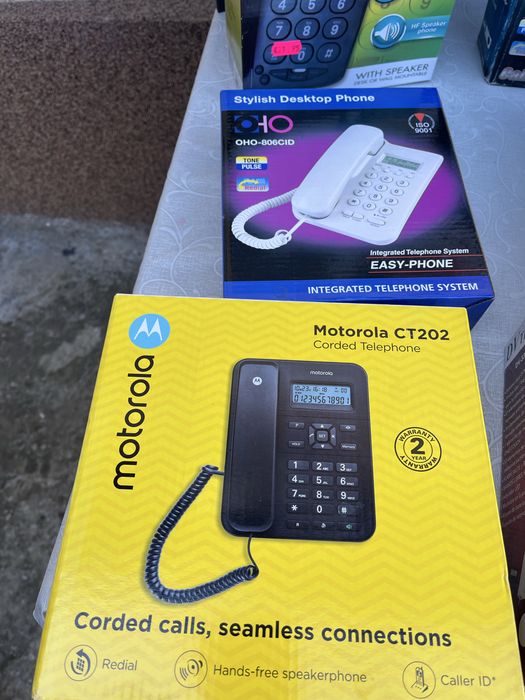 Telefoane vechi cu fir, unele NOS