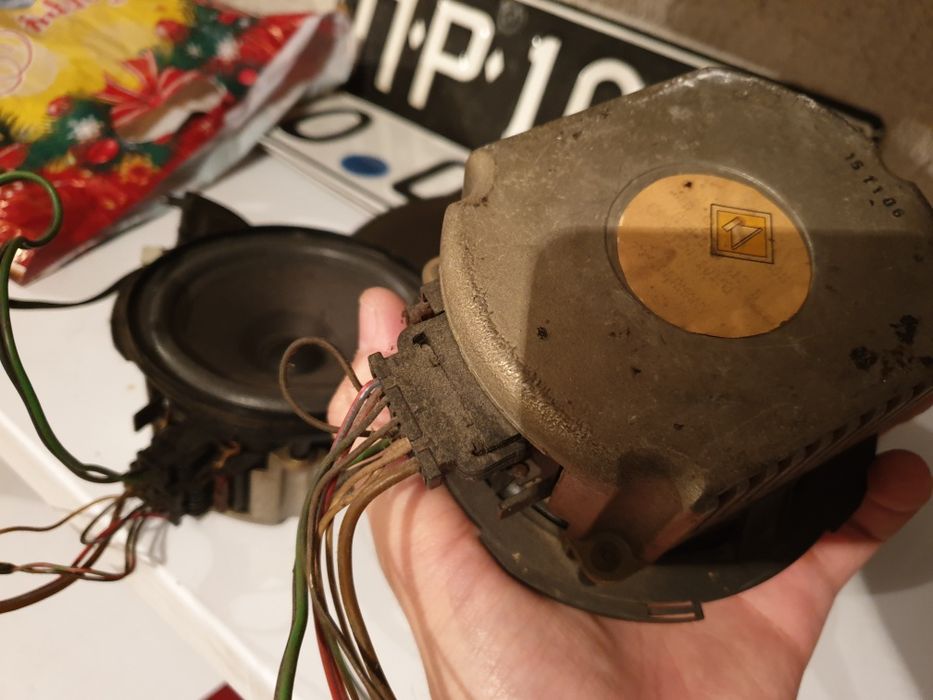 Тонколони Ауди 80/90/100