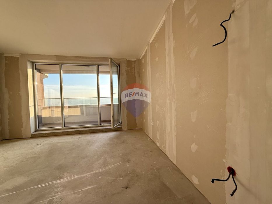 Продава се Двустаен апартамент в Варна, Трошево - 78 кв.м за 1144 €/кв.м - Снимка #4