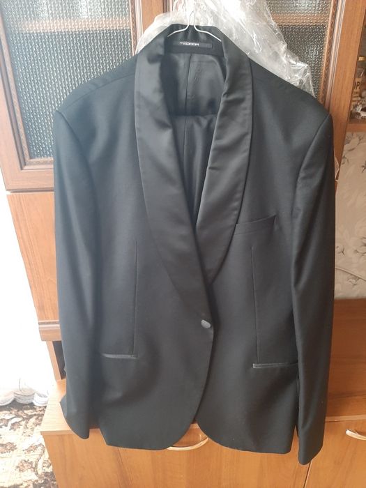 Мъжки костюм Teodor