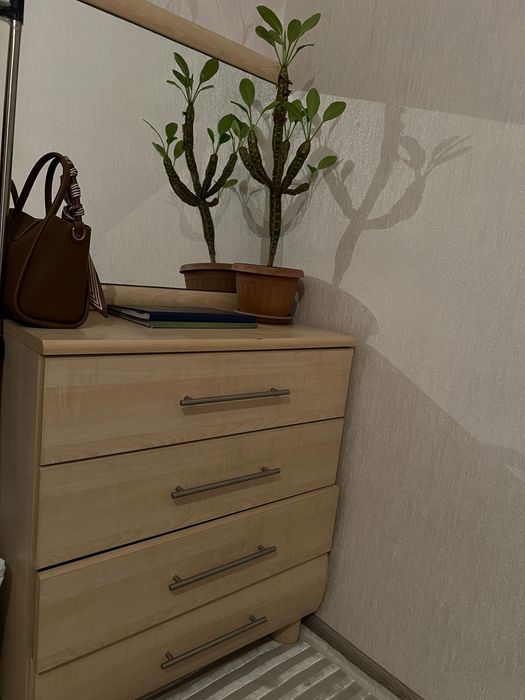 Спальный гарнитур