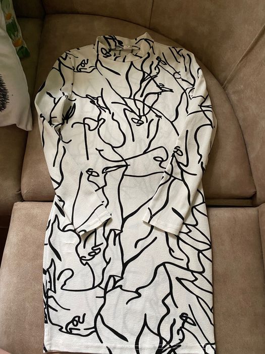 Рокля за момиче нова